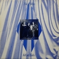 VYLLIES - Velvet Tales